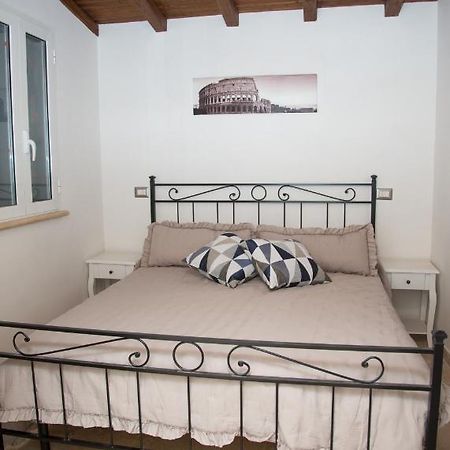 Casa Vacanza Colosseo 2 로마 외부 사진