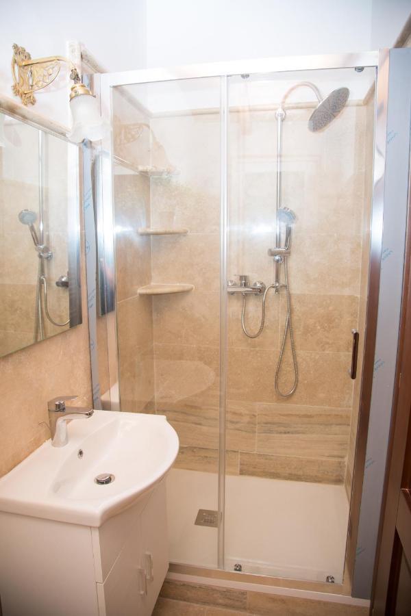 Casa Vacanza Colosseo 2 로마 외부 사진